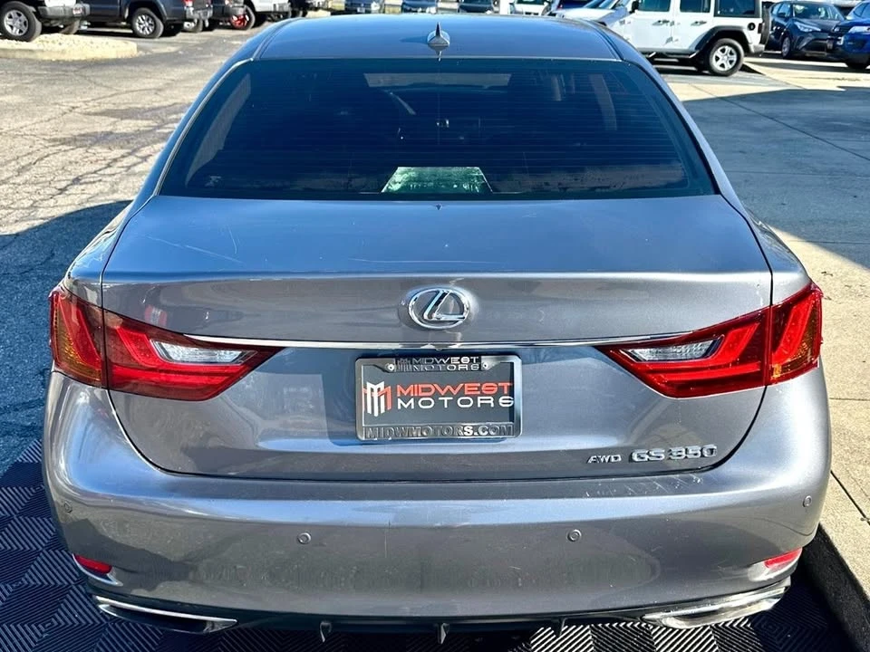 2013 Lexus GS 4th Gen - Image 10 of 20
