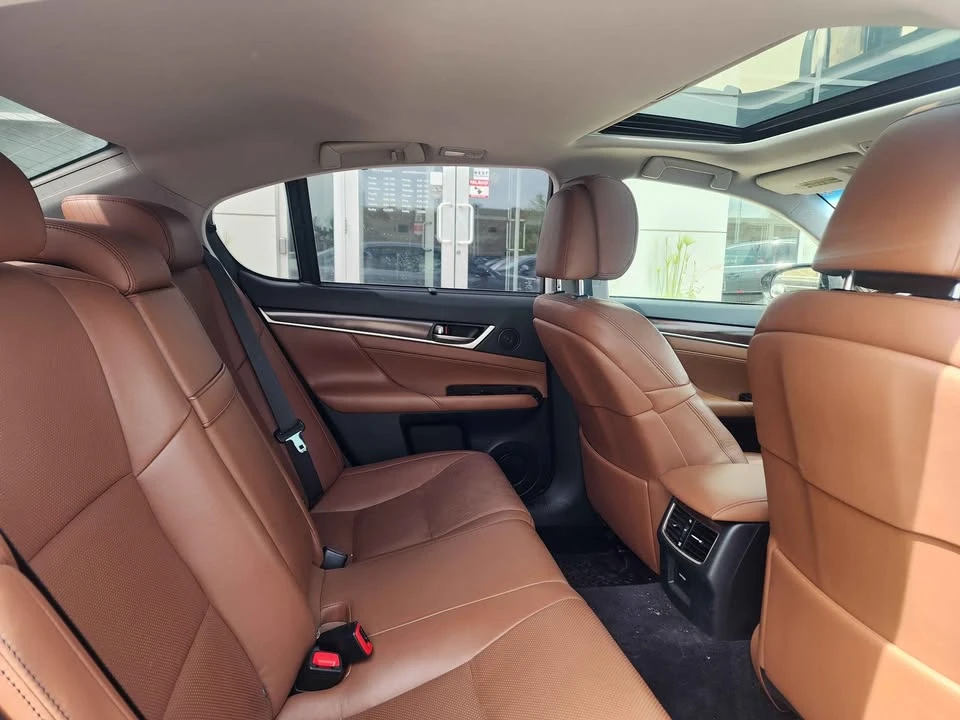 2013 Lexus GS 4th Gen - Image 12 of 13