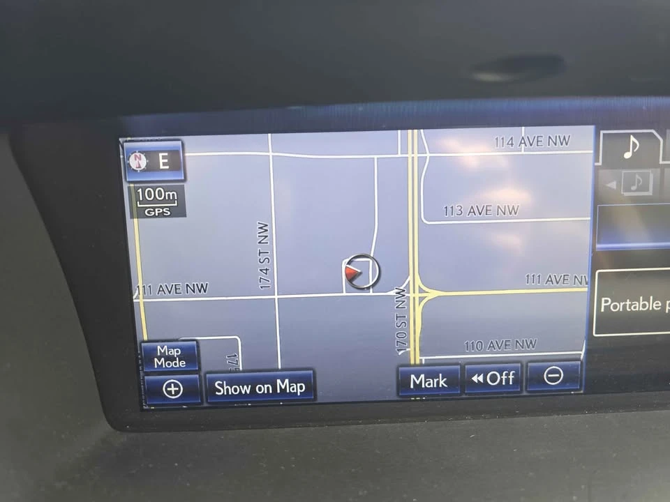 2013 Lexus GS 4th Gen - Image 12 of 21