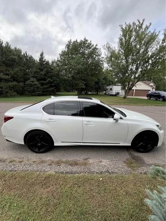 2013 Lexus GS 4th Gen - Image 5 of 19