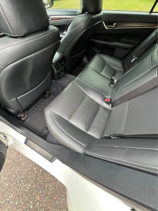 2013 Lexus GS 4th Gen - Image 15 of 19
