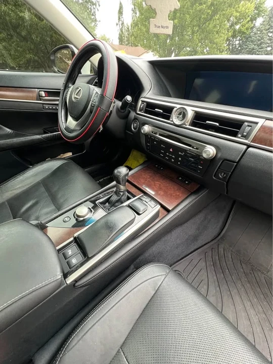 2013 Lexus GS 4th Gen - Image 12 of 19