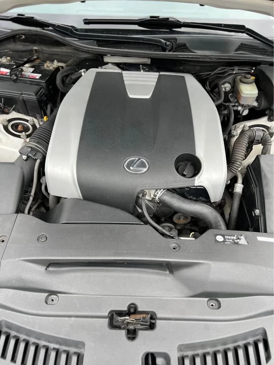 2013 Lexus GS 4th Gen - Image 17 of 19