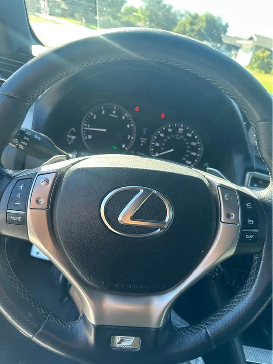 2013 Lexus GS 4th Gen - Image 4 of 4