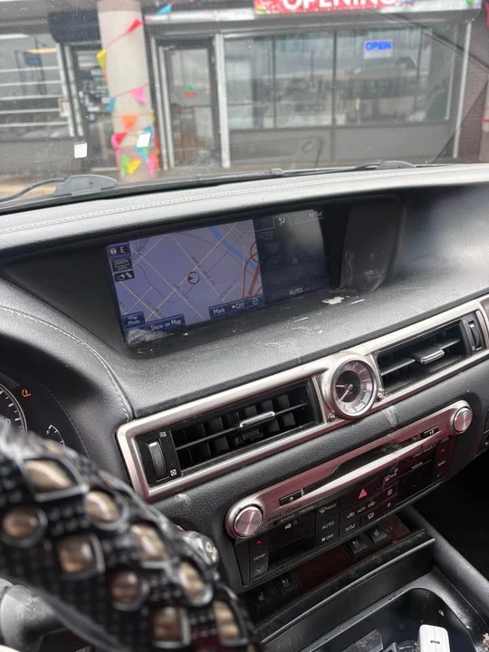 2013 Lexus GS 4th Gen - Image 12 of 13