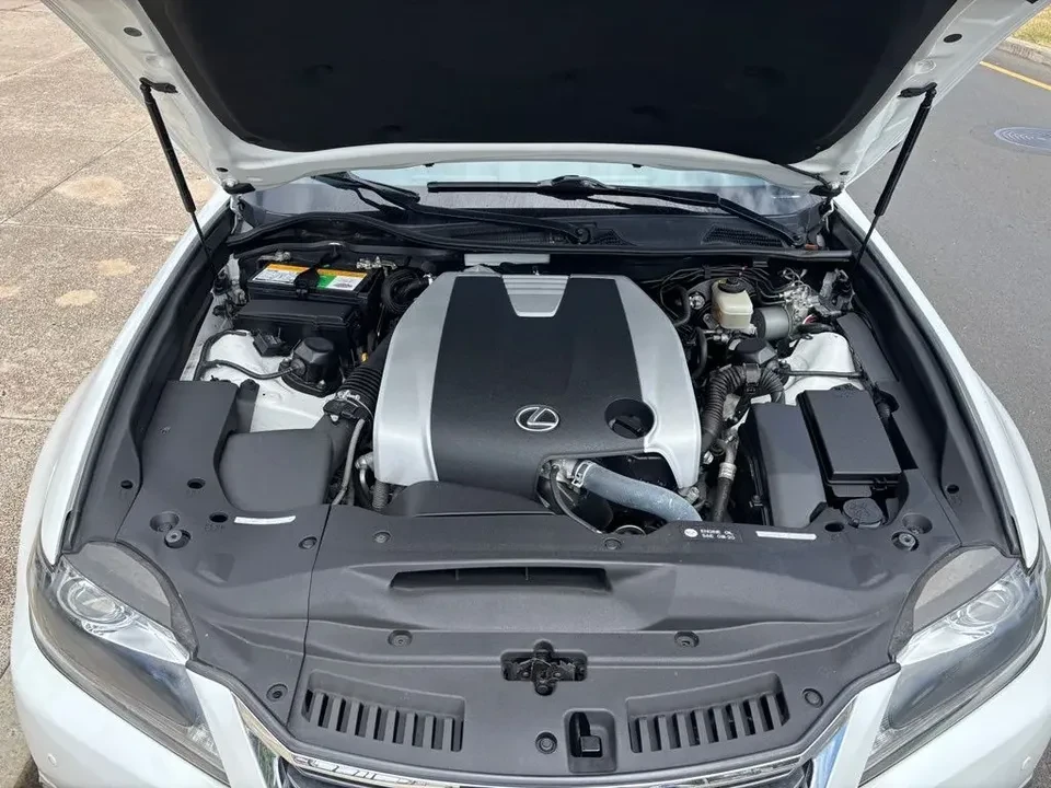 2013 Lexus GS 4th Gen - Image 7 of 13