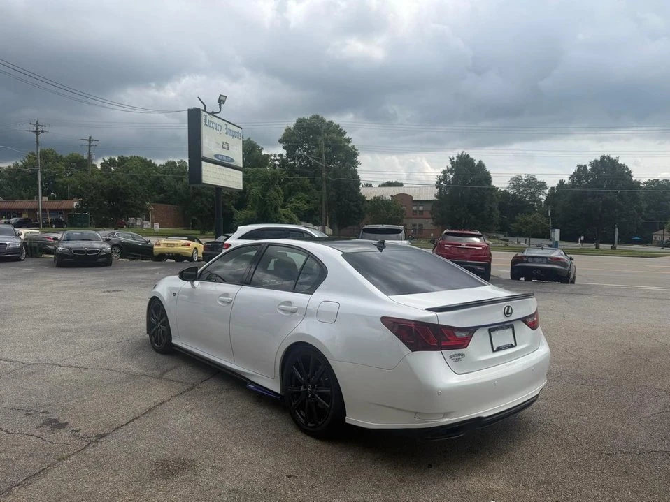 2013 Lexus GS 4th Gen - Image 15 of 20