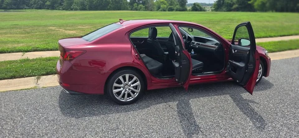 2013 Lexus GS 4th Gen - Image 19 of 20