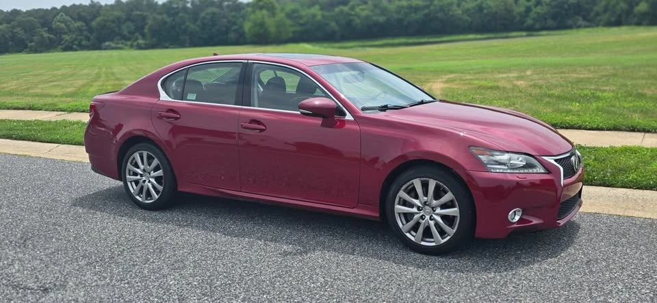 2013 Lexus GS 4th Gen - Image 9 of 20