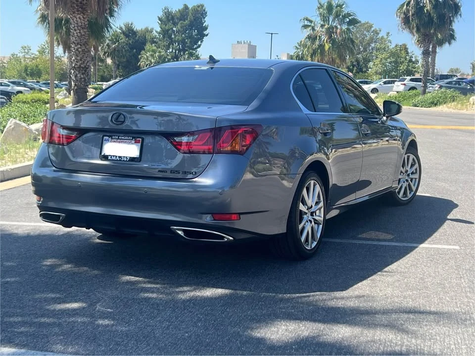 2013 Lexus GS 4th Gen - Image 2 of 10