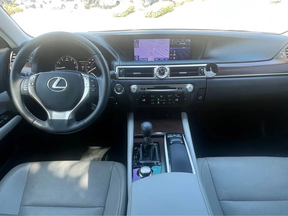 2013 Lexus GS 4th Gen - Image 4 of 10