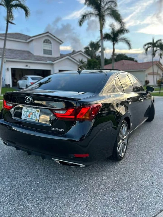 2013 Lexus GS 4th Gen - Image 13 of 20