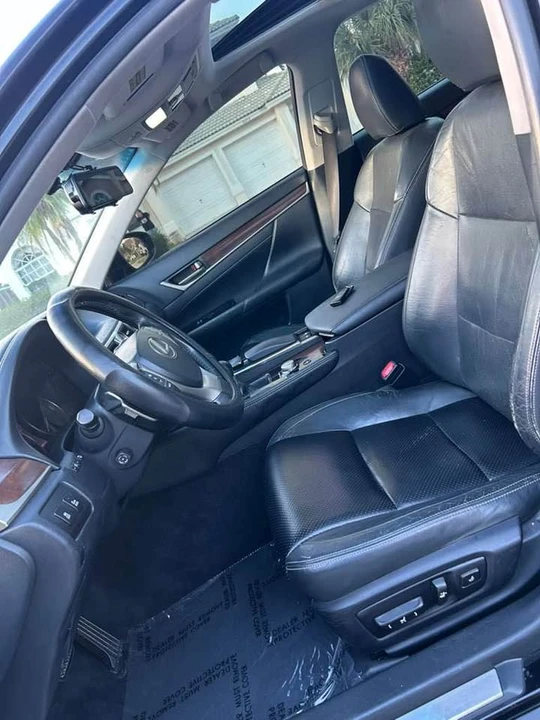 2013 Lexus GS 4th Gen - Image 10 of 20