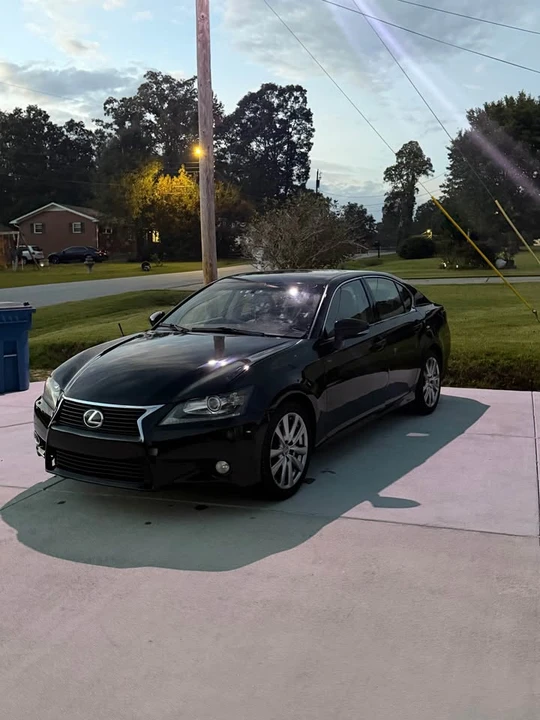 2013 Lexus GS 4th Gen - Image 3 of 19