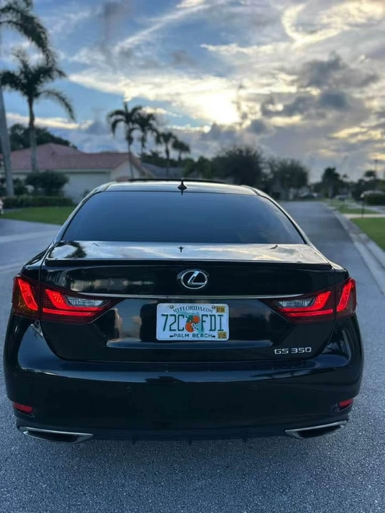 2013 Lexus GS 4th Gen - Image 12 of 20