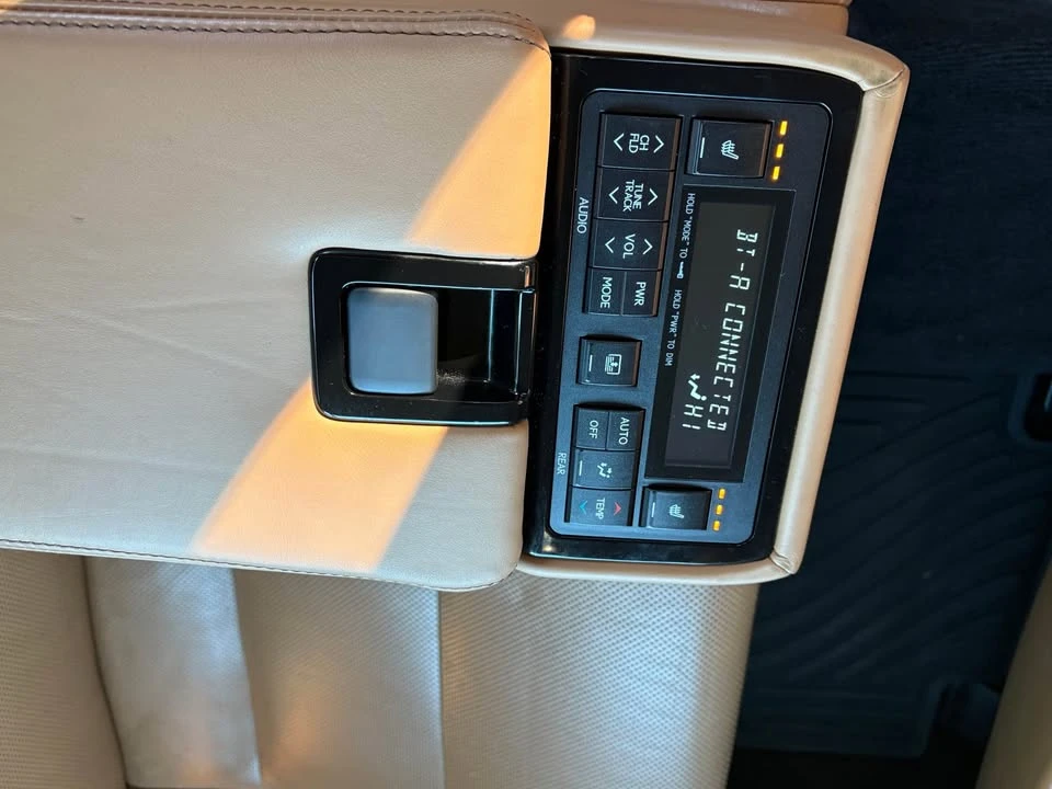 2013 Lexus GS 4th Gen - Image 11 of 13