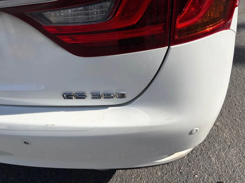 2013 Lexus GS 4th Gen - Image 11 of 20