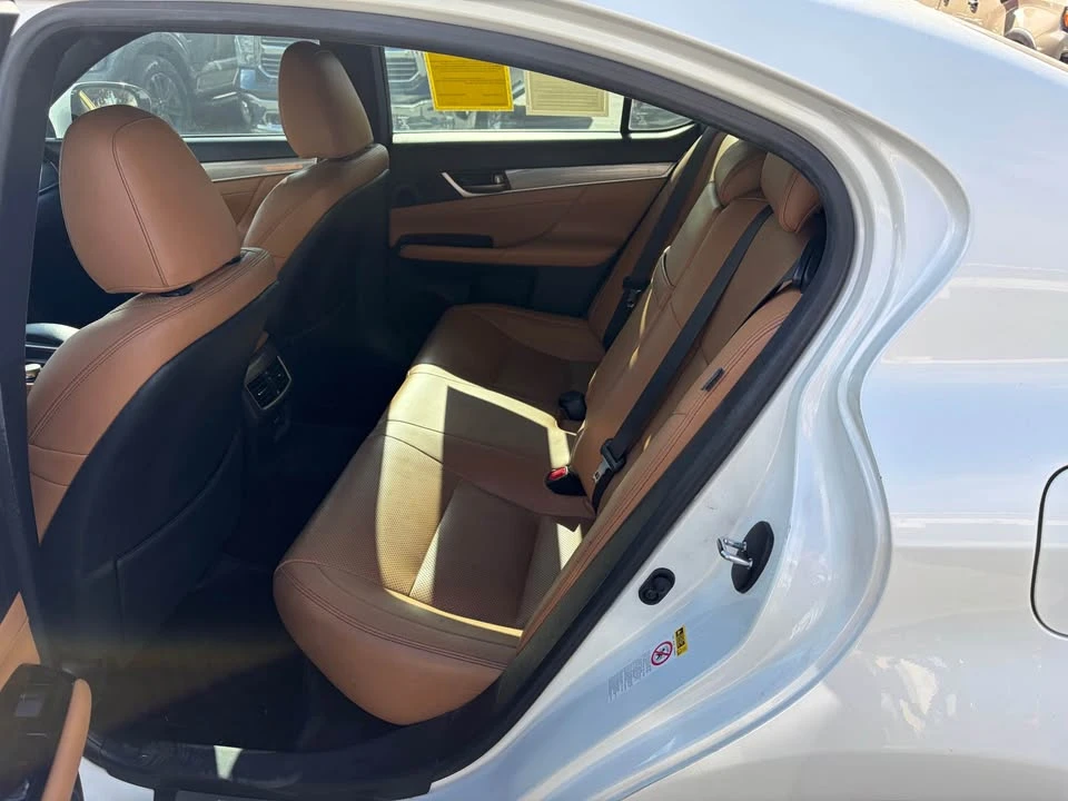 2013 Lexus GS 4th Gen - Image 13 of 20