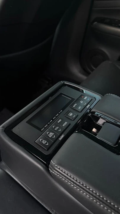 2013 Lexus GS 4th Gen - Image 17 of 18