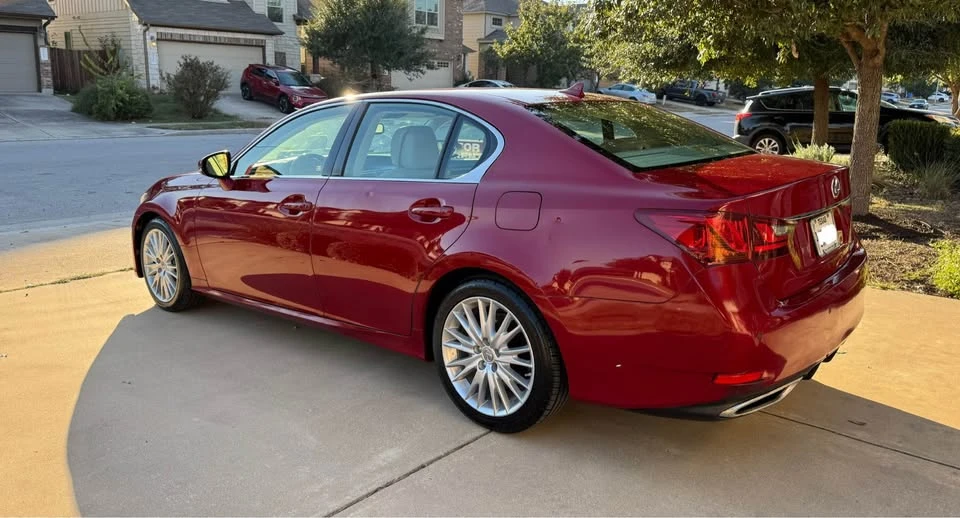 2013 Lexus GS 4th Gen - Image 11 of 11