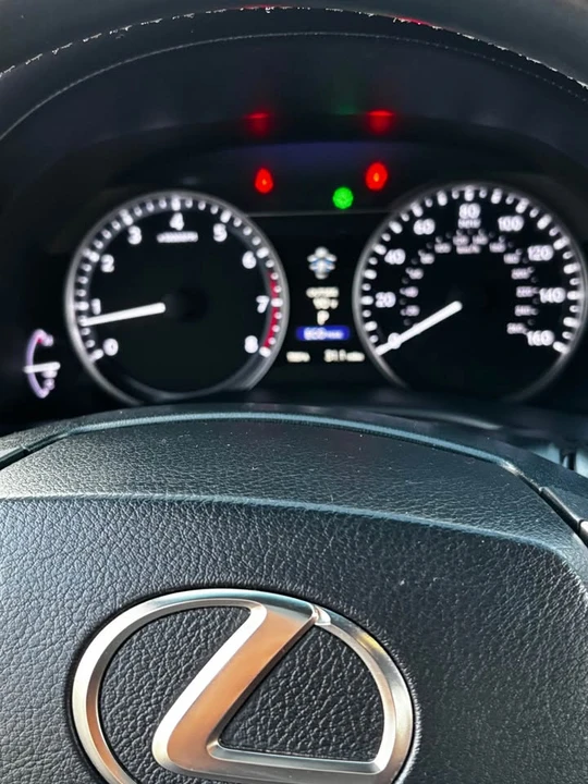 2013 Lexus GS F 4th Gen - Image 11 of 20