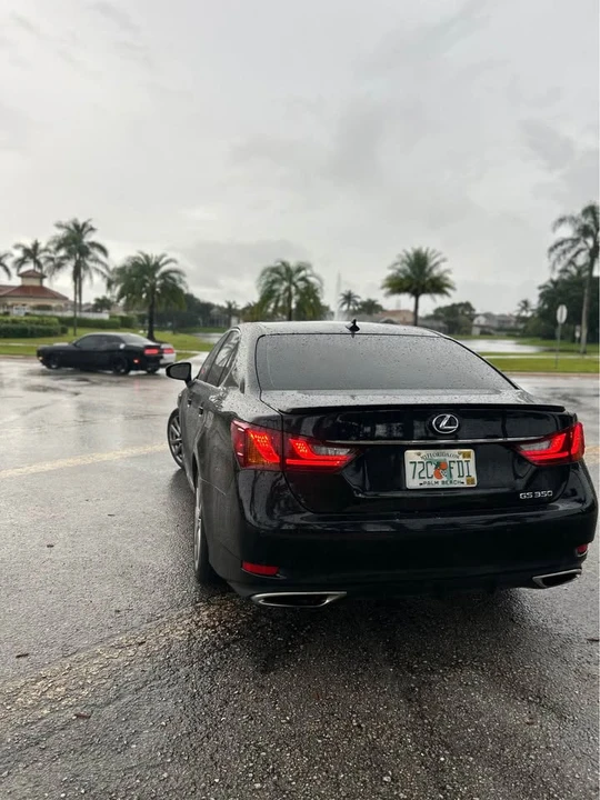 2013 Lexus GS 4th Gen - Image 18 of 19