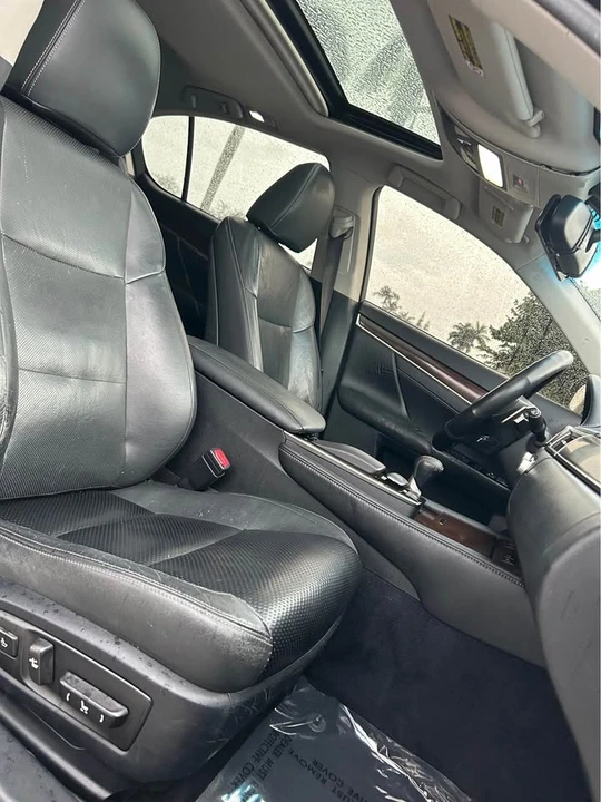 2013 Lexus GS 4th Gen - Image 16 of 19