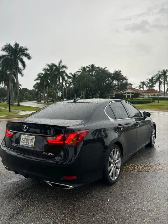 2013 Lexus GS 4th Gen - Image 7 of 19