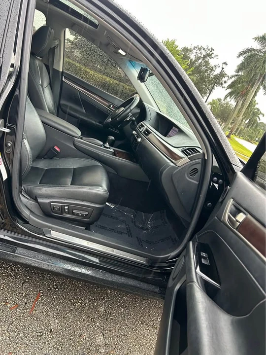 2013 Lexus GS 4th Gen - Image 3 of 19