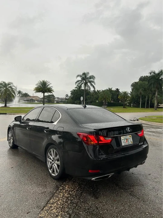 2013 Lexus GS 4th Gen - Image 19 of 19