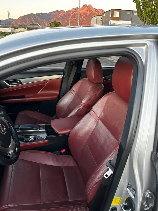 2013 Lexus GS 4th Gen - Image 14 of 20