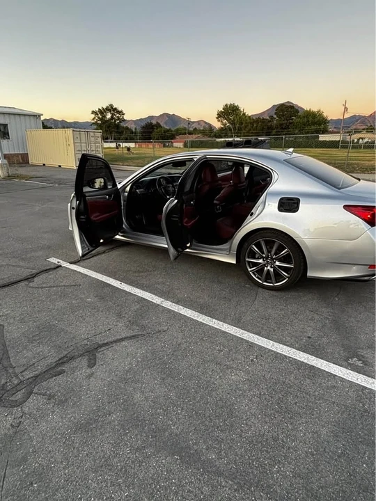 2013 Lexus GS 4th Gen - Image 11 of 20