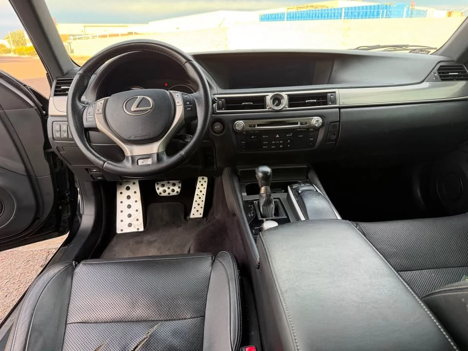 2013 Lexus GS 4th Gen - Image 10 of 12