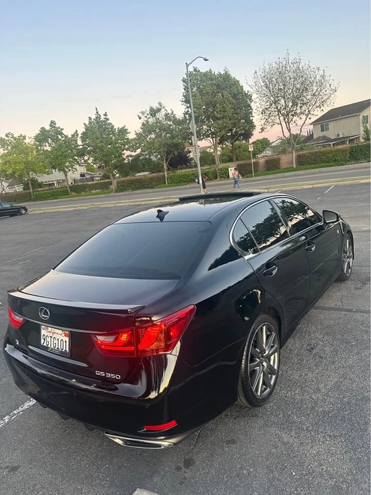 2013 Lexus GS 4th Gen - Image 19 of 20