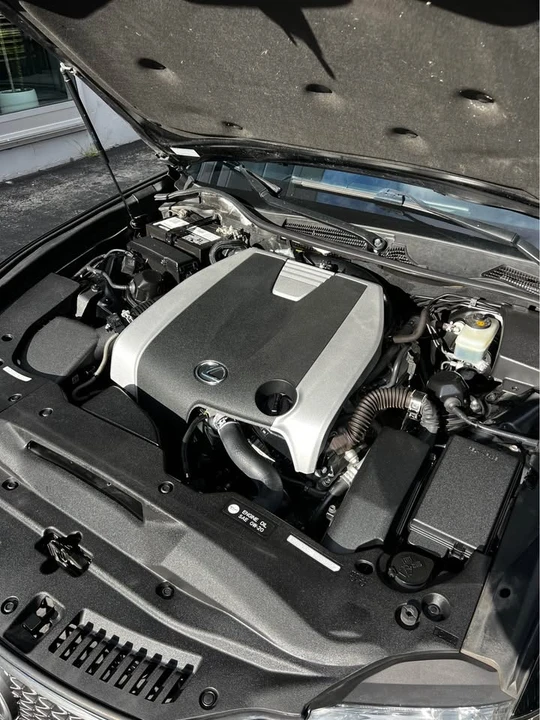 2013 Lexus GS 4th Gen - Image 16 of 20