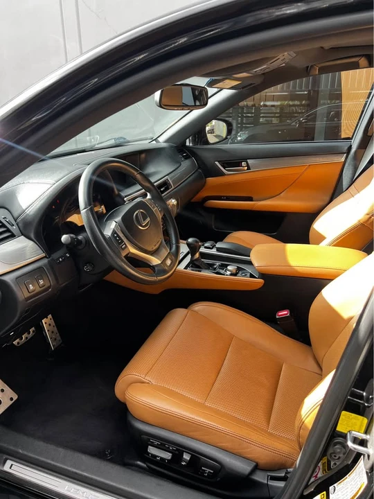 2013 Lexus GS 4th Gen - Image 11 of 20
