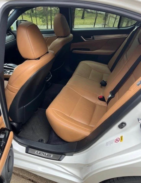 2013 Lexus GS 4th Gen - Image 11 of 14