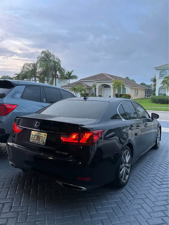 2013 Lexus GS 4th Gen - Image 8 of 20