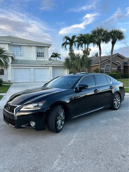 2013 Lexus GS 4th Gen - Image 19 of 20