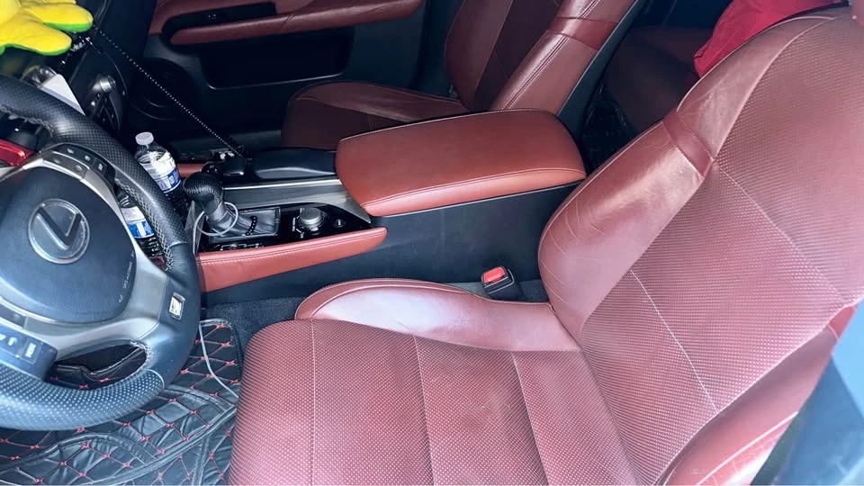 2013 Lexus GS 4th Gen - Image 5 of 10