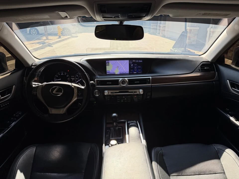 2013 Lexus GS 4th Gen - Image 7 of 16