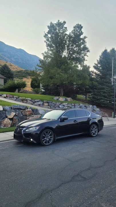 2013 Lexus GS 4th Gen - Image 3 of 13