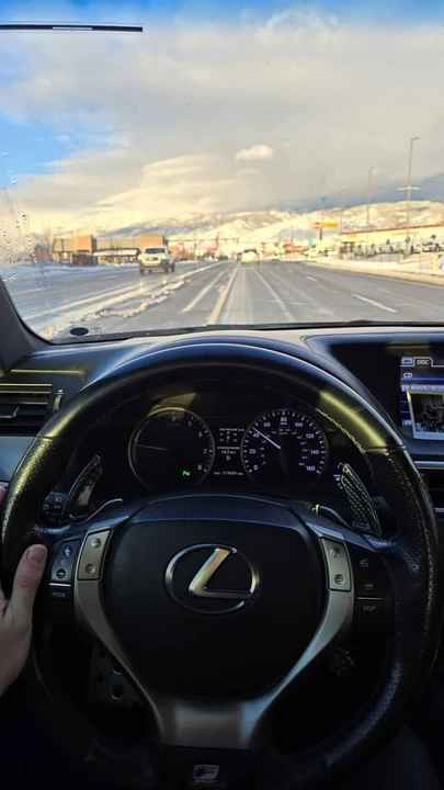 2013 Lexus GS 4th Gen - Image 9 of 13