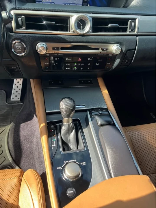 2013 Lexus GS F 4th Gen - Image 11 of 13