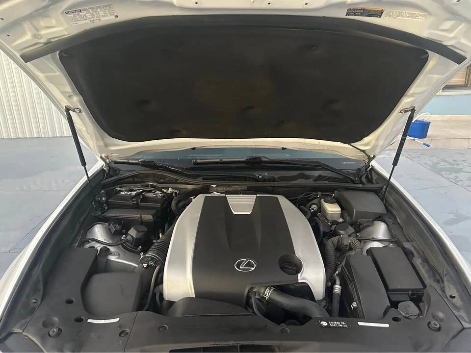 2013 Lexus GS 4th Gen - Image 10 of 10
