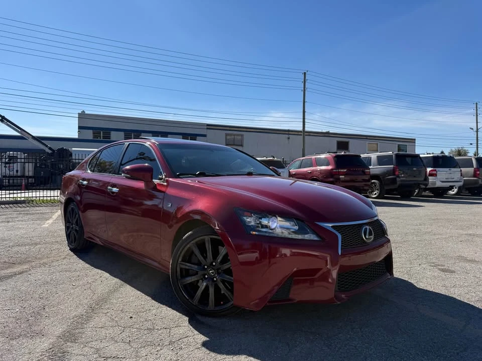 2013 Lexus GS 4th Gen - Image 8 of 17