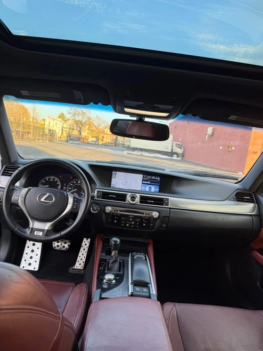 2013 Lexus GS 4th Gen - Image 16 of 20