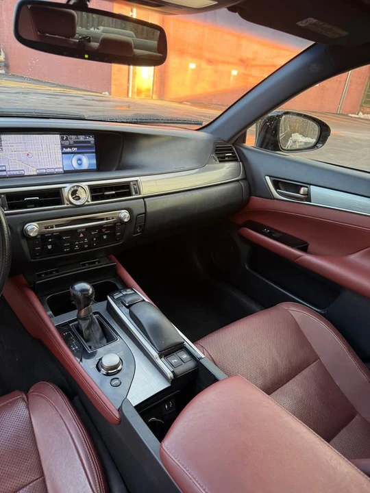 2013 Lexus GS 4th Gen - Image 12 of 20