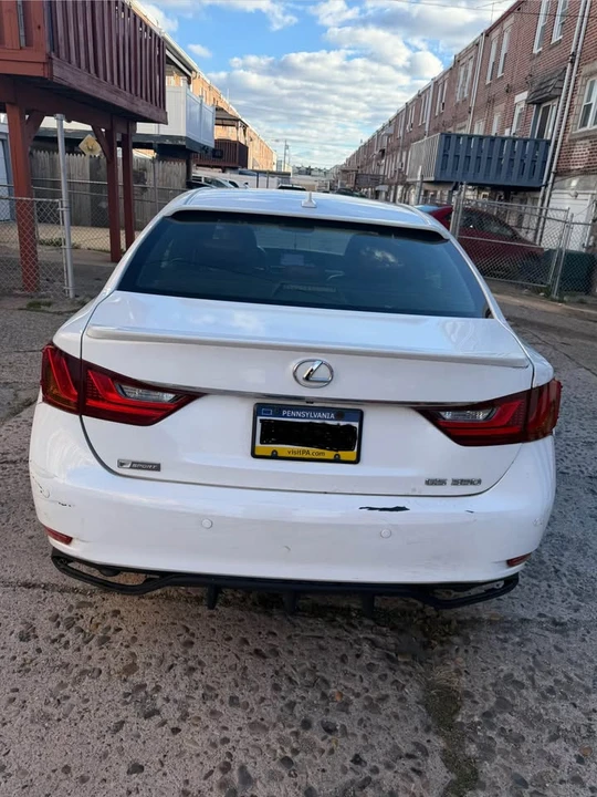 2013 Lexus GS 4th Gen - Image 4 of 13