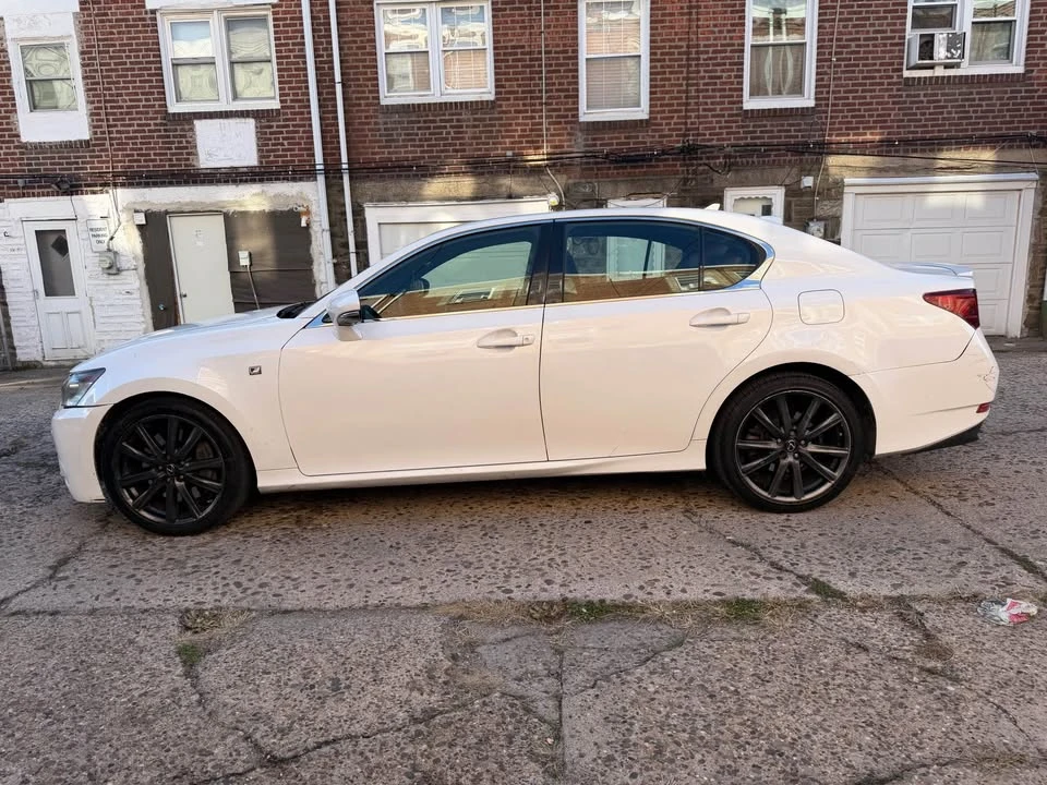 2013 Lexus GS 4th Gen - Image 3 of 13